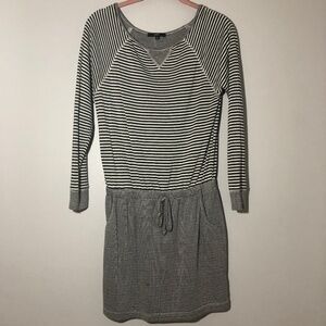 Tart Charcoal Striped Long Sleeved Casual Dress XS